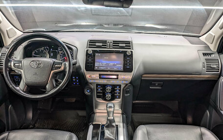 Toyota Land Cruiser Prado 150 рестайлинг 2, 2020 год, 5 450 000 рублей, 14 фотография