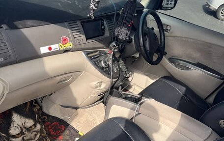 Toyota ISis I, 2009 год, 770 000 рублей, 29 фотография