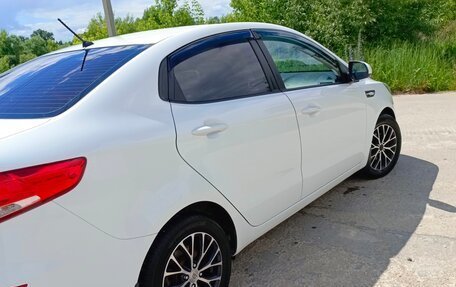 KIA Rio III рестайлинг, 2015 год, 850 000 рублей, 4 фотография