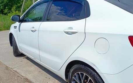 KIA Rio III рестайлинг, 2015 год, 850 000 рублей, 5 фотография