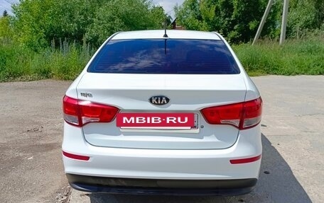 KIA Rio III рестайлинг, 2015 год, 850 000 рублей, 8 фотография