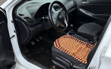 Hyundai Solaris II рестайлинг, 2014 год, 440 000 рублей, 6 фотография