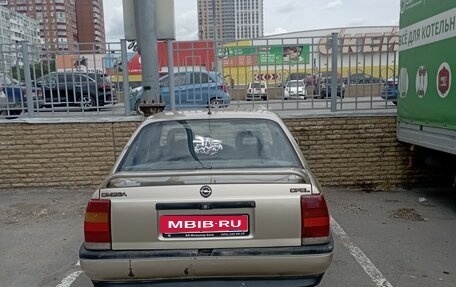 Opel Omega A, 1987 год, 120 000 рублей, 3 фотография