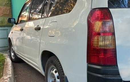 Toyota Succeed I рестайлинг, 2003 год, 460 000 рублей, 4 фотография