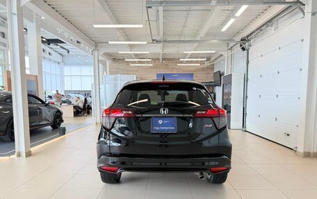 Honda Vezel, 2020 год, 2 099 999 рублей, 4 фотография