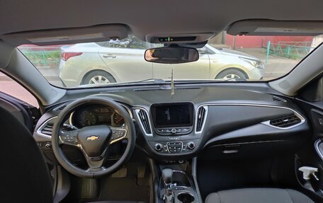 Chevrolet Malibu IX, 2023 год, 1 200 000 рублей, 6 фотография
