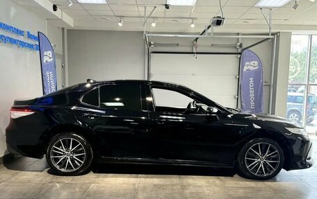 Toyota Camry, 2021 год, 2 899 999 рублей, 4 фотография