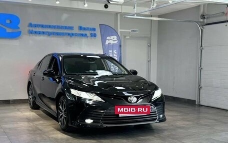 Toyota Camry, 2021 год, 2 899 999 рублей, 3 фотография