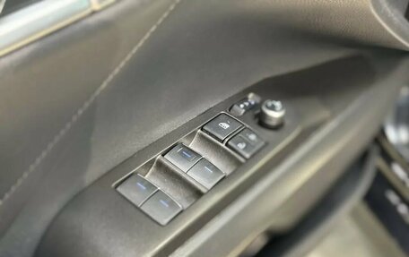 Toyota Camry, 2021 год, 2 899 999 рублей, 15 фотография
