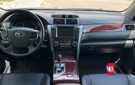 Toyota Camry, 2013 год, 1 950 000 рублей, 15 фотография