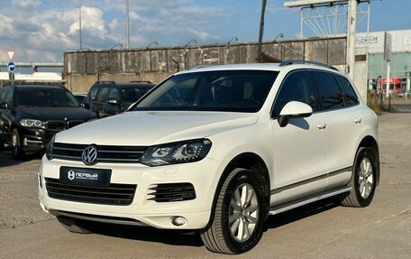 Volkswagen Touareg III, 2013 год, 2 090 000 рублей, 3 фотография