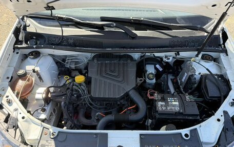 Renault Logan II, 2016 год, 325 000 рублей, 8 фотография