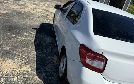 Renault Logan II, 2016 год, 325 000 рублей, 7 фотография