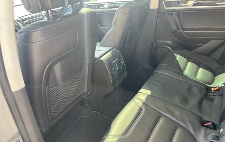 Volkswagen Touareg III, 2016 год, 2 700 000 рублей, 16 фотография