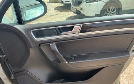 Volkswagen Touareg III, 2016 год, 2 700 000 рублей, 14 фотография