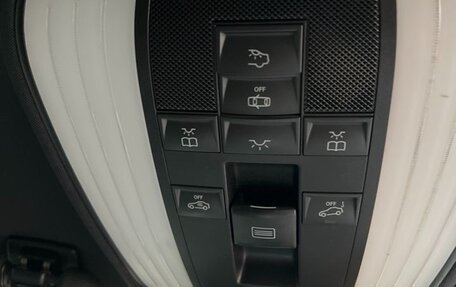 Mercedes-Benz E-Класс, 2012 год, 2 050 000 рублей, 20 фотография