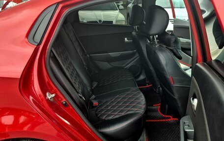 KIA Rio III рестайлинг, 2013 год, 900 000 рублей, 20 фотография