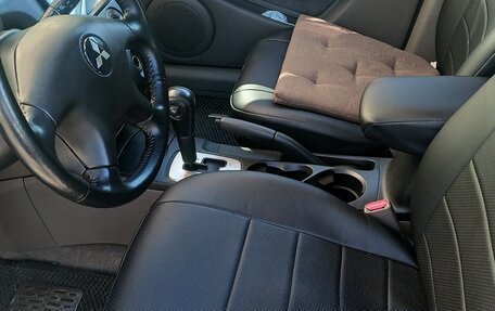 Mitsubishi Outlander III рестайлинг 3, 2002 год, 500 000 рублей, 3 фотография