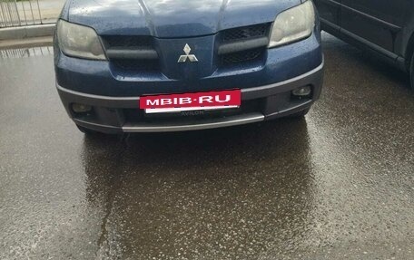 Mitsubishi Outlander III рестайлинг 3, 2002 год, 500 000 рублей, 2 фотография