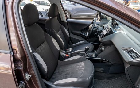 Peugeot 2008 II, 2014 год, 799 000 рублей, 8 фотография