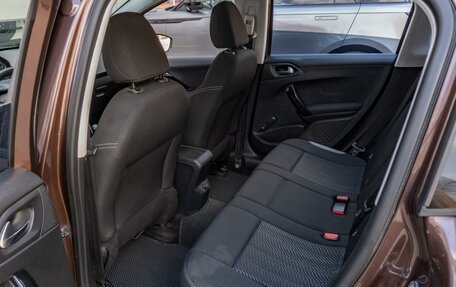 Peugeot 2008 II, 2014 год, 799 000 рублей, 11 фотография