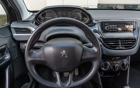 Peugeot 2008 II, 2014 год, 799 000 рублей, 12 фотография