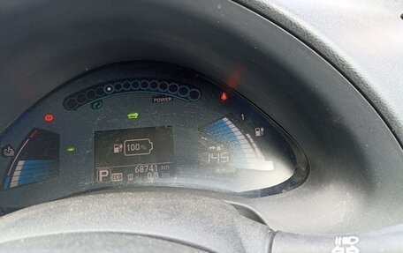 Nissan Leaf I, 2016 год, 899 000 рублей, 8 фотография