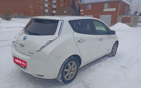 Nissan Leaf I, 2016 год, 899 000 рублей, 7 фотография