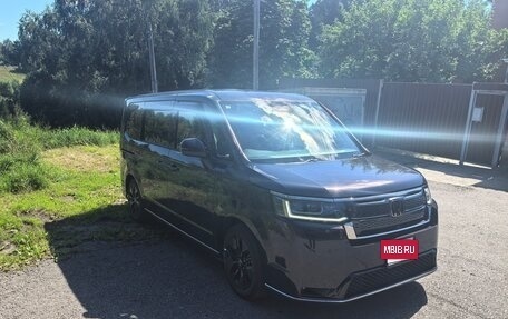 Honda Stepwgn, 2023 год, 2 750 000 рублей, 7 фотография