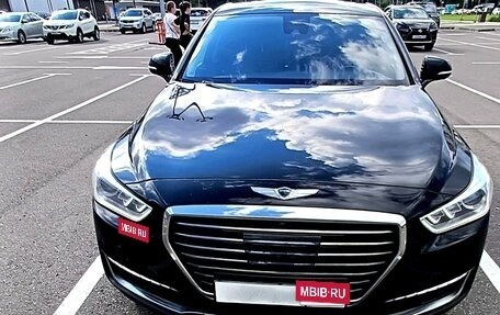 Genesis G90 I рестайлинг, 2016 год, 2 490 000 рублей, 13 фотография