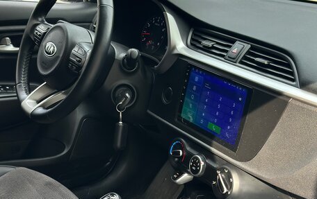 KIA Rio IV, 2021 год, 1 420 000 рублей, 29 фотография