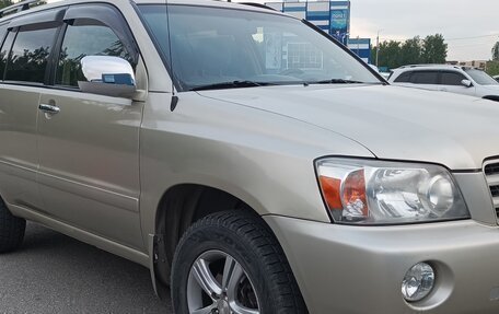Toyota Highlander III, 2001 год, 850 000 рублей, 2 фотография