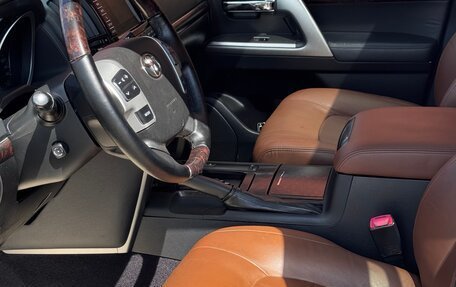 Toyota Land Cruiser 200, 2015 год, 2 900 000 рублей, 6 фотография