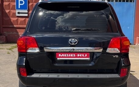 Toyota Land Cruiser 200, 2015 год, 2 900 000 рублей, 4 фотография