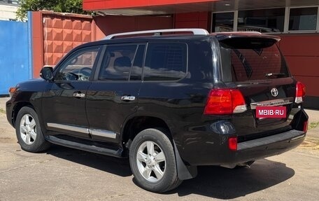 Toyota Land Cruiser 200, 2015 год, 2 900 000 рублей, 5 фотография