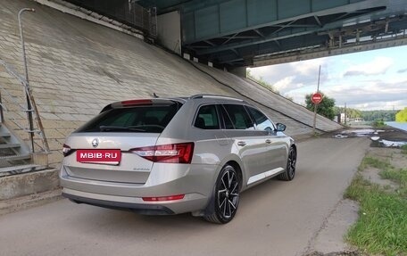 Skoda Superb III рестайлинг, 2017 год, 1 880 000 рублей, 5 фотография