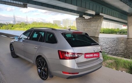 Skoda Superb III рестайлинг, 2017 год, 1 880 000 рублей, 7 фотография