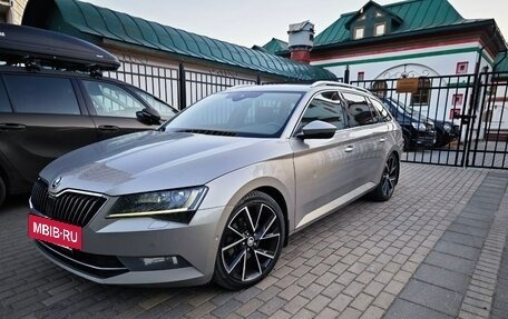 Skoda Superb III рестайлинг, 2017 год, 1 880 000 рублей, 19 фотография