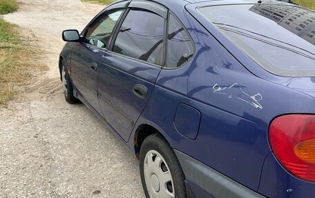Toyota Avensis III рестайлинг, 1998 год, 190 000 рублей, 5 фотография