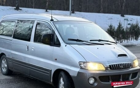 Hyundai Starex I рестайлинг, 2003 год, 400 000 рублей, 2 фотография