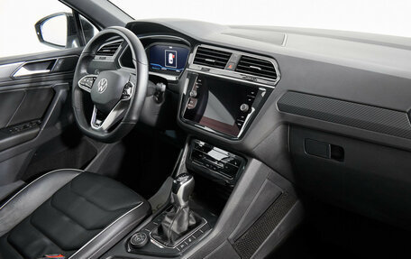 Volkswagen Tiguan II, 2021 год, 3 495 000 рублей, 10 фотография