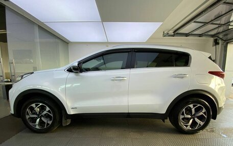 KIA Sportage IV рестайлинг, 2018 год, 2 290 000 рублей, 10 фотография