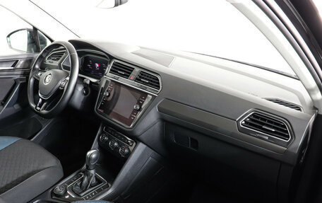 Volkswagen Tiguan II, 2019 год, 3 049 000 рублей, 11 фотография