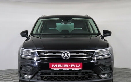 Volkswagen Tiguan II, 2019 год, 3 049 000 рублей, 2 фотография
