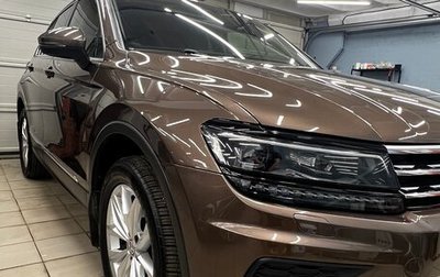 Volkswagen Tiguan II, 2018 год, 2 450 000 рублей, 1 фотография