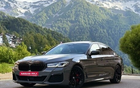 BMW 5 серия, 2020 год, 4 300 000 рублей, 3 фотография