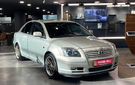 Toyota Avensis III рестайлинг, 2005 год, 780 000 рублей, 1 фотография