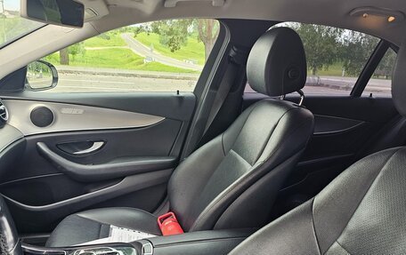 Mercedes-Benz E-Класс, 2018 год, 1 750 000 рублей, 9 фотография