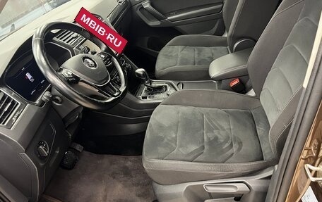 Volkswagen Tiguan II, 2018 год, 2 450 000 рублей, 6 фотография