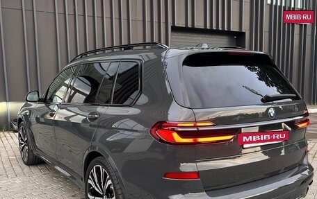 BMW X7, 2024 год, 18 000 000 рублей, 3 фотография